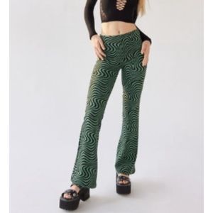 UO Bryn pull-on flare pant. Size M. Like new.